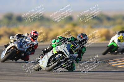 media/Nov-19-2023-CVMA (Sun) [[1f3d1b7ccb]]/Race 17 Amateur Supersport Middleweight/